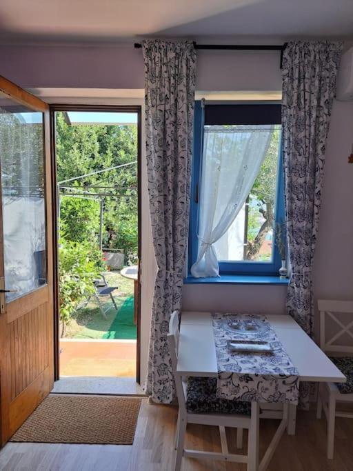 Studio With Garden Near The Sea Koper Dış mekan fotoğraf